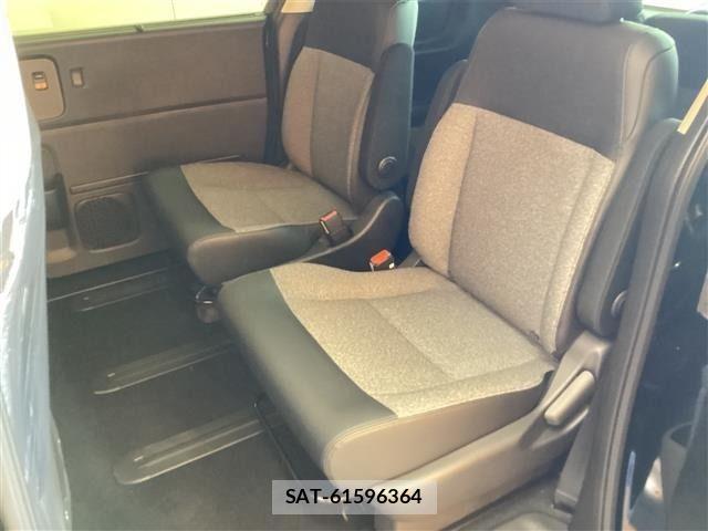 Honda FREED 2025-10 6905438-18