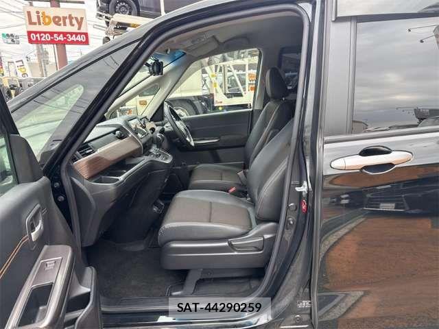 Honda FREED 2023-03 6905434-17