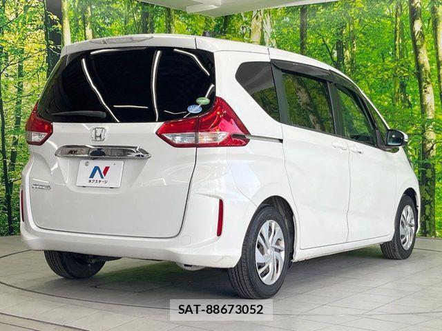 Honda FREED 2017-06 6905471-16