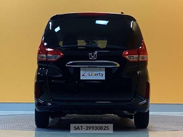 Honda FREED 2023-02 6905459-13