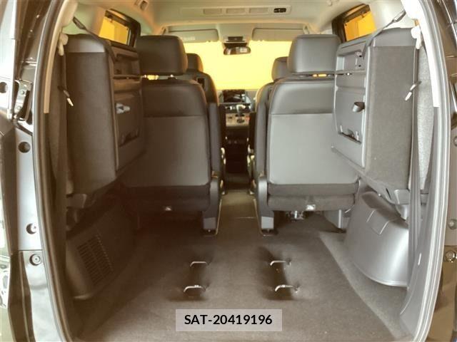 Honda FREED 2025-10 6905381-17