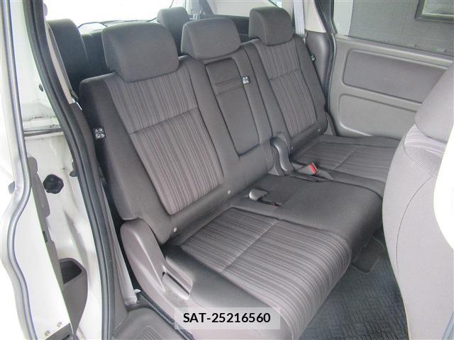 Honda FREED 2018-03 7058636-11