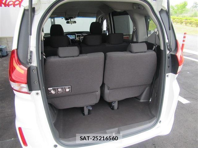 Honda FREED 2018-03 7058636-13