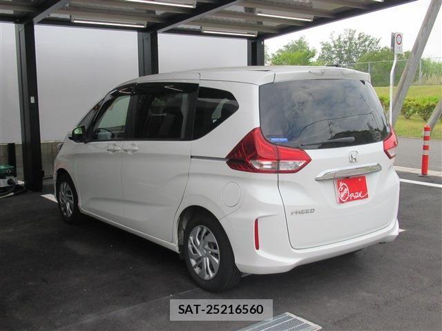 Honda FREED 2018-03 7058636-1