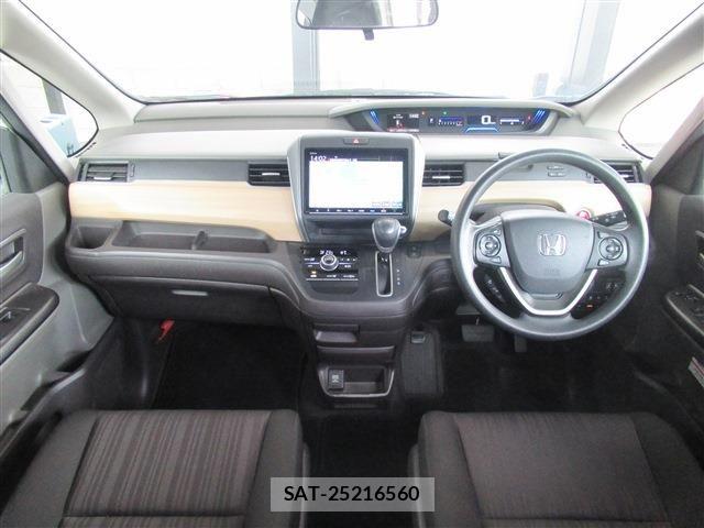 Honda FREED 2018-03 7058636-4