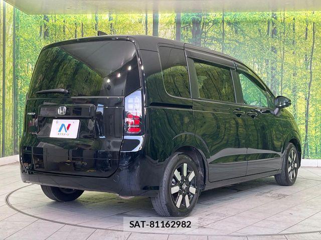 Honda FREED 2025-04 7058627-17