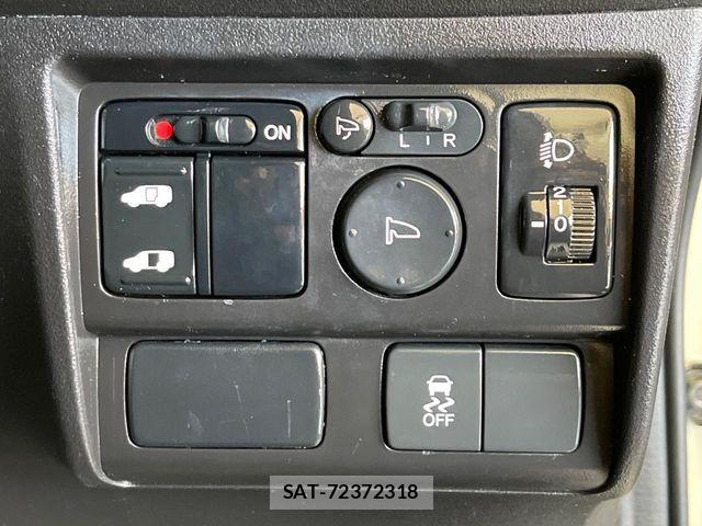 Honda FREED 2011-12 7058638-6