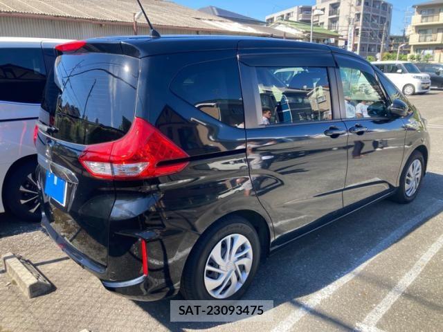 Honda FREED 2022-05 7218875-2
