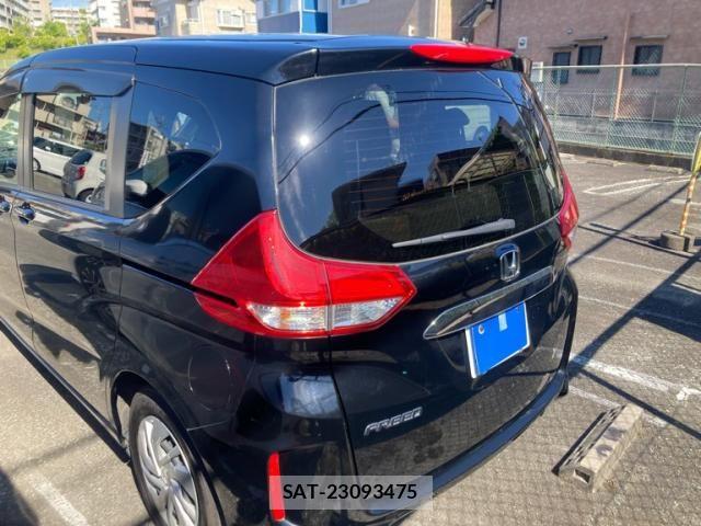 Honda FREED 2022-05 7218875-3