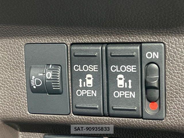 Honda FREED 2017-11 7218870-2