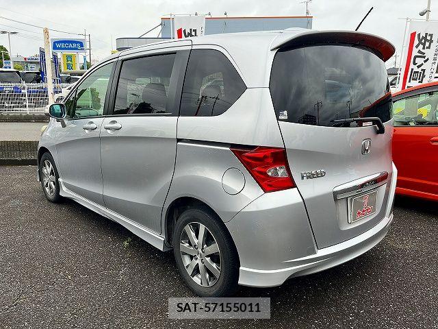 Honda FREED 2009-11 7218837-8