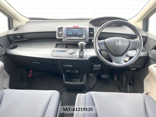 Honda FREED 2010-03 7218836-1