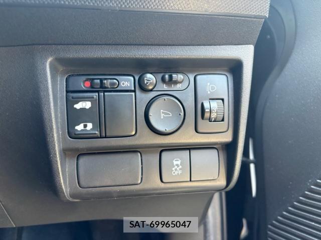 Honda FREED 2011-12 7218849-17