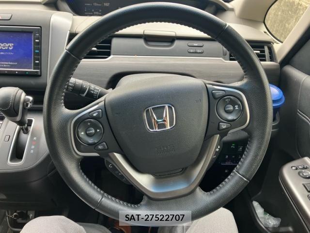 Honda FREED 2022-02 7218876-15