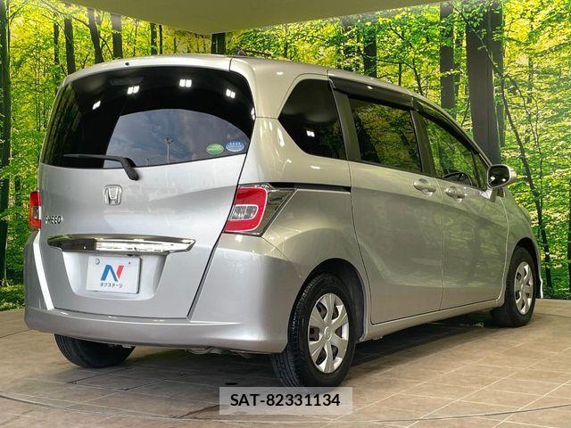 Honda FREED 2015-08 7218858-17