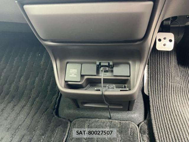 Honda FREED 2018-02 7218868-18