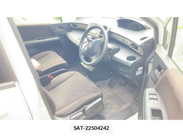 Honda FREED 2015-06 7218859-4
