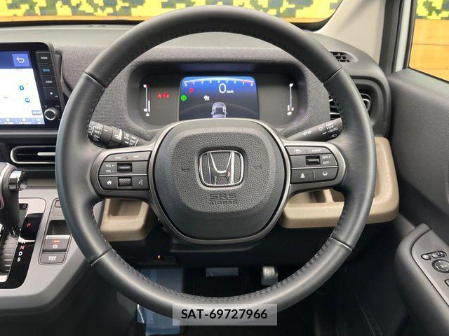 Honda FREED 2024-10 7218878-11