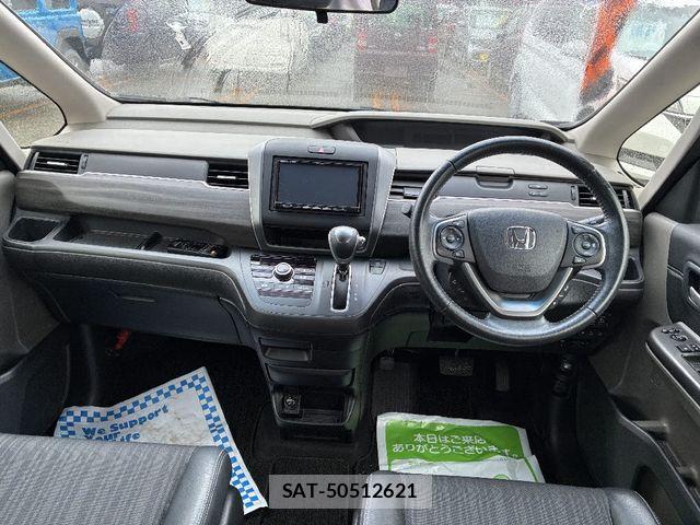 Honda FREED 2016-10 7218861-3