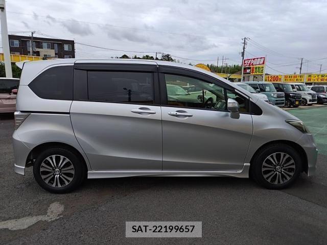 Honda FREED 2014-07 7250886-11
