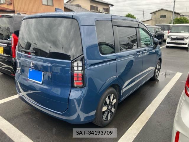 Honda FREED 2025-12 7271929-3