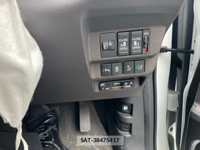 Honda FREED 2022-02 7271926-14