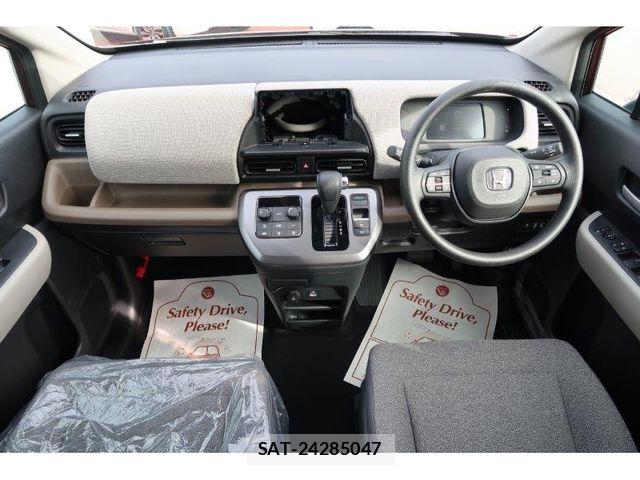 Honda FREED 2024-10 7271928-1