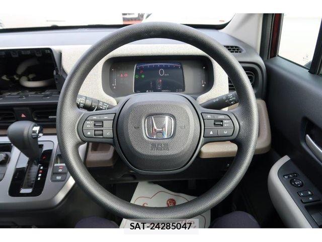 Honda FREED 2024-10 7271928-3