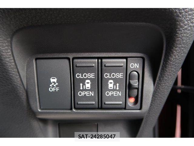 Honda FREED 2024-10 7271928-5