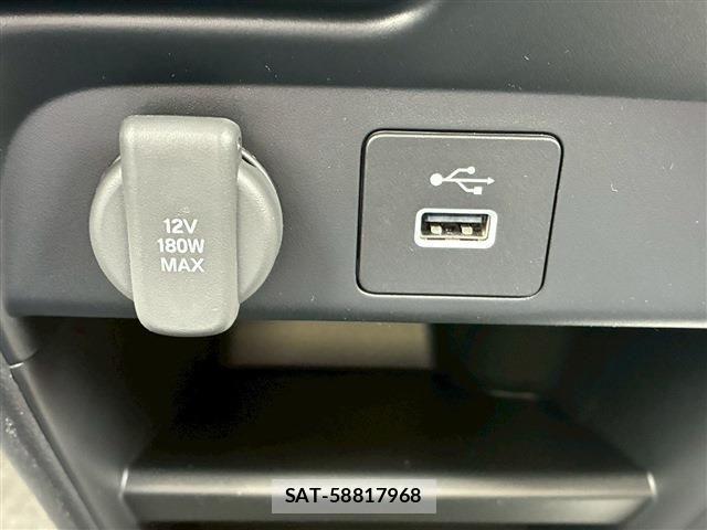 Honda FREED 2026-05 7271927-29