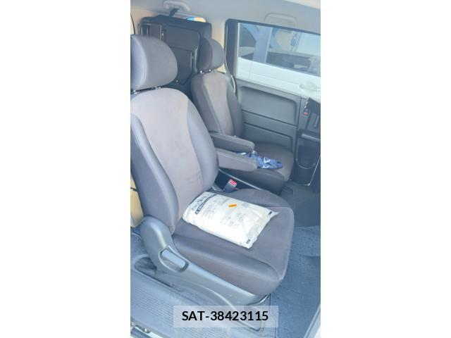 Honda FREED 2010-08 7327190-6