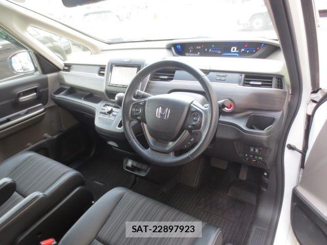 Honda FREED 2019-10 7327175-1