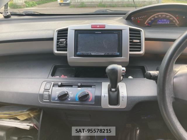 Honda FREED 2015-05 7327189-16