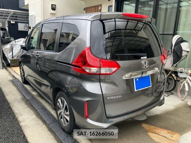 Honda FREED 2022-02 7357856-7