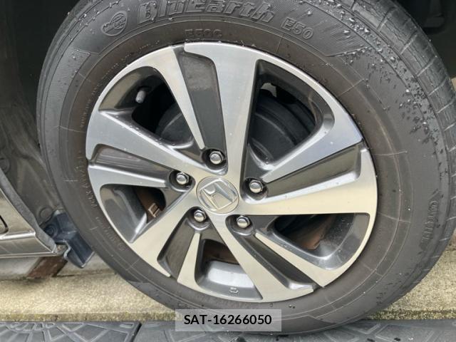 Honda FREED 2022-02 7357856-8