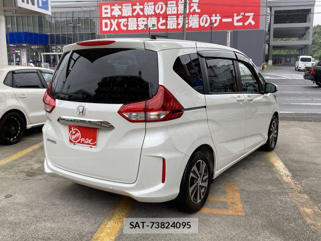 Honda FREED 2022-05 7357857-6