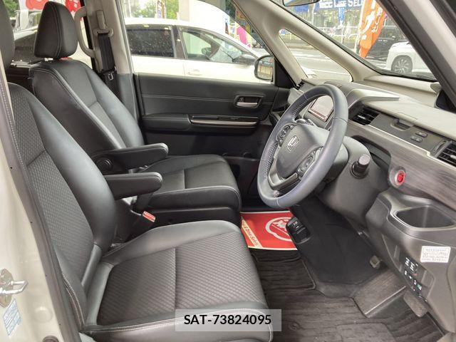 Honda FREED 2022-05 7357857-7