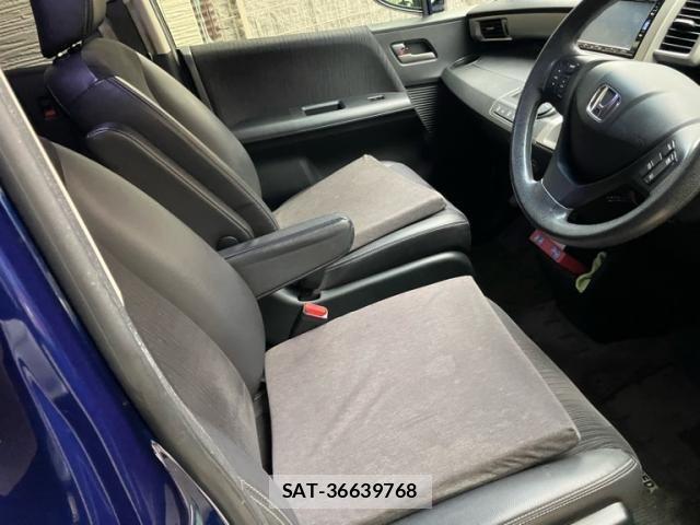 Honda FREED 2016-01 7357860-11