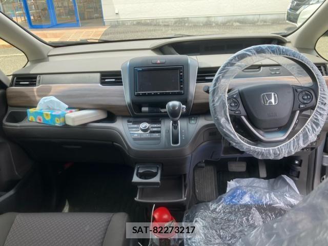 Honda FREED 2022-04 7357846-9