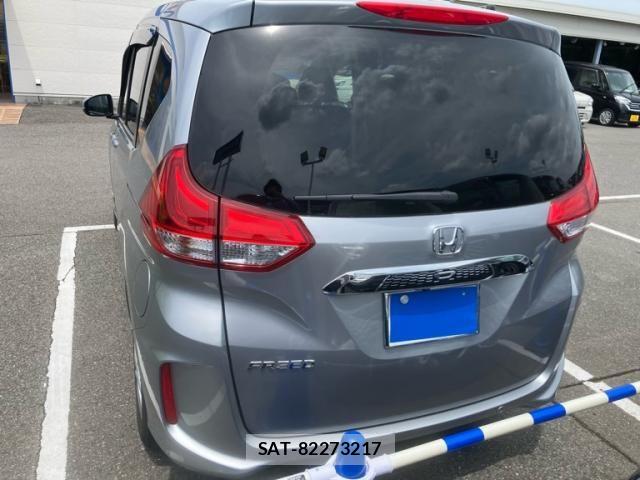 Honda FREED 2022-04 7357846-11