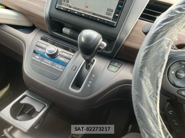 Honda FREED 2022-04 7357846-19