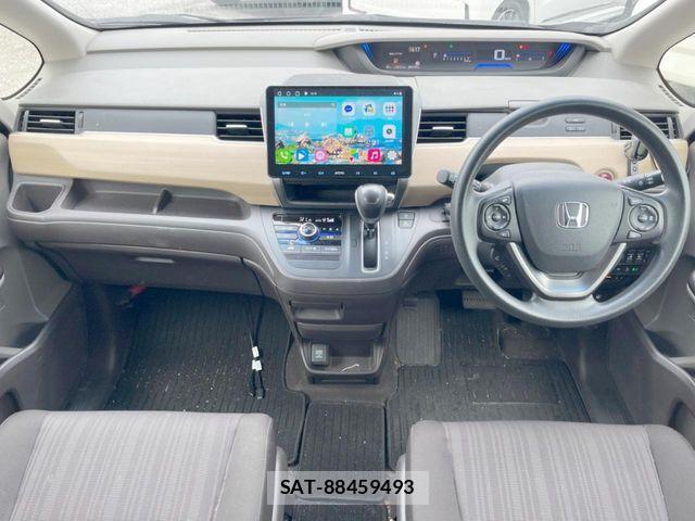 Honda FREED 2017-04 7392228-1