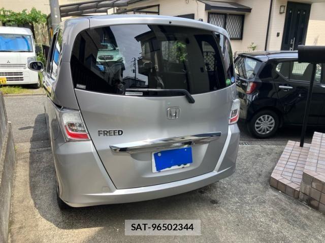 Honda FREED 2013-06 7454463-4