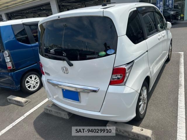 Honda FREED 2016-02 7454459-3