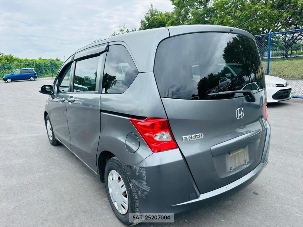 Honda FREED 2010 7312494-2