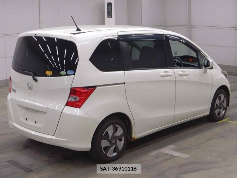 Honda FREED 2009-11 7491006-1