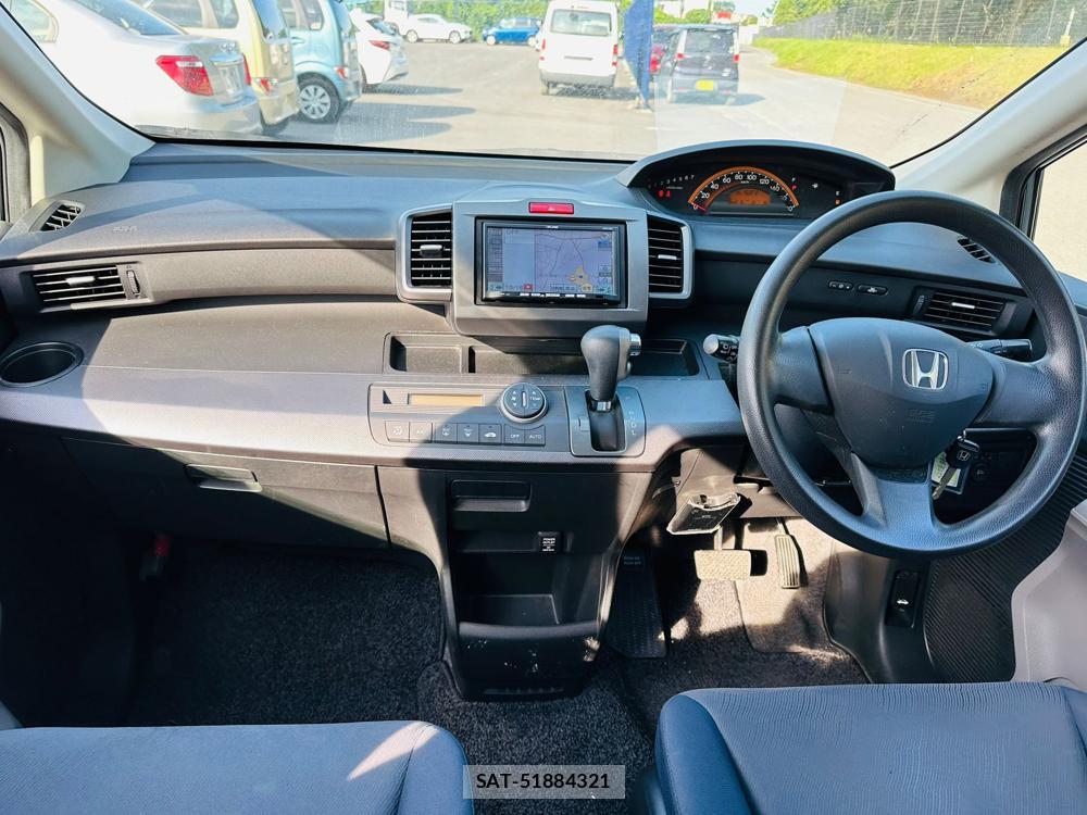 Honda FREED 2010 7312492-12