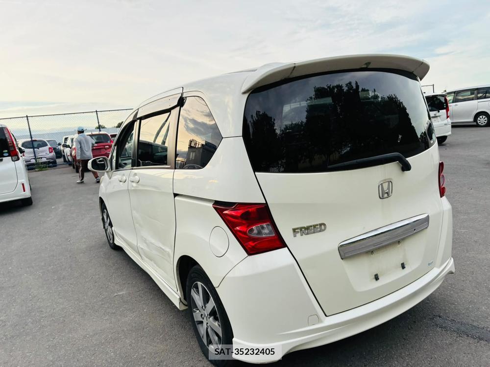 Honda FREED 2009-09 7401585-2