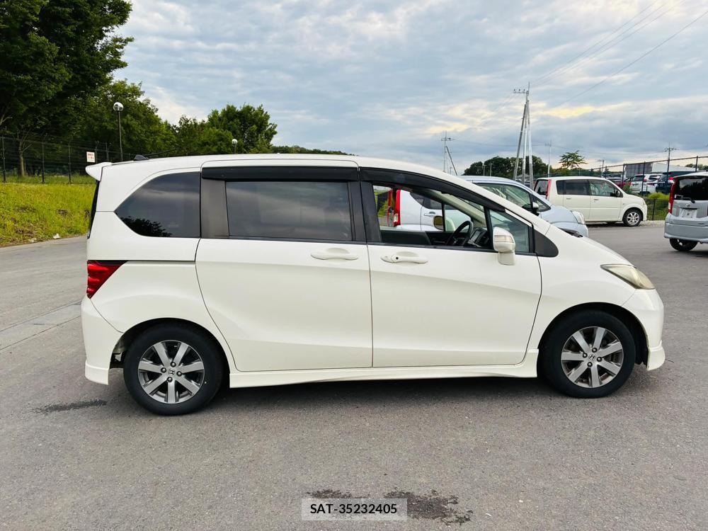 Honda FREED 2009-09 7401585-5