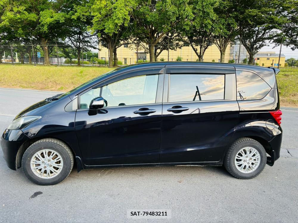 Honda FREED 2010-09 7538656-1